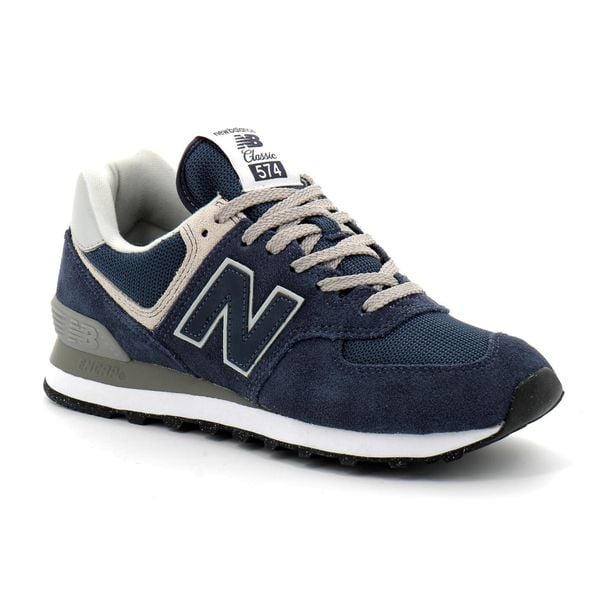 New Balance WL574EVN. Niebieskie obuwie sportowe New Balance, z zamszu, bez zapięcia, trekkingowe. Za 446.53 zł.