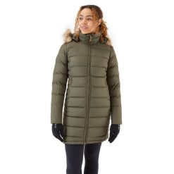 Płaszcz puchowy damski Rab Deep Cover Down Parka z kapturem. Zielone parki RAB, bez wzorów, z puchu, z kapturem. Za 799.99 zł.