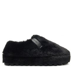 Kapcie Calvin Klein Jeans. Czarne obuwie domowe Calvin Klein Jeans, bez wzorów, z jeansu, bez zapięcia. Za 289.99 zł.