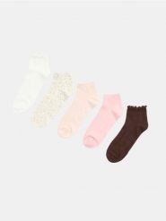 Prążkowane skarpetki z bawełną 5 pack - wielobarwny. Skarpety Sinsay, bez wzorów, z bawełny. Za 15.99 zł.