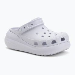 Klapki Crocs Classic Crush Clog. Fioletowe klapki Crocs, bez wzorów, bez obcasa. Za 286.40 zł.