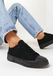 Czarne Sznurowane Trampki Przed Kostkę Alaleta. Czarne trampki Born2be, bez wzorów, z jeansu, przed kostkę, bez zapięcia. W wyprzedaży za 33.99 zł.