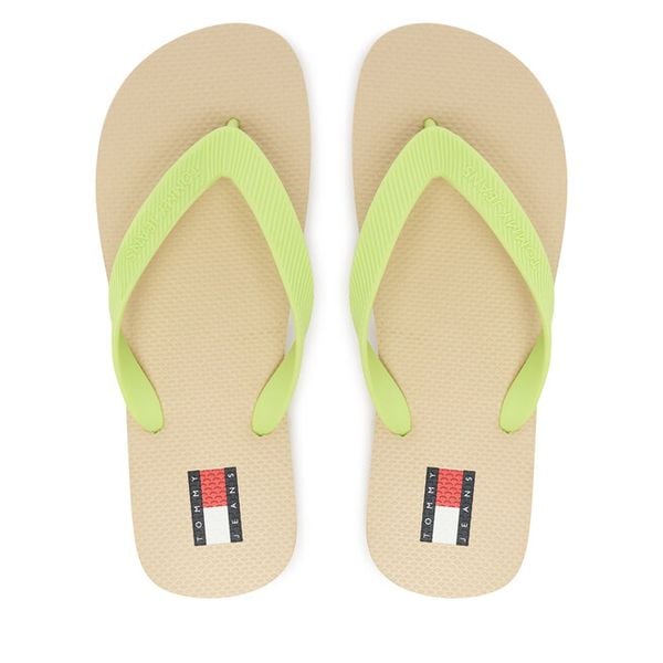 Japonki Tommy Jeans. Żółte klapki Tommy Jeans, bez wzorów, z jeansu, bez obcasa. Za 96.99 zł.