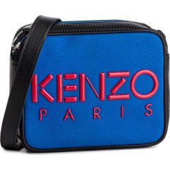 Torebka KENZO - F952SA406F04 Cobalt 70. Niebieskie listonoszki Kenzo, bez wzorów, z materiału, bez dodatków. W wyprzedaży za 769.00 zł.
