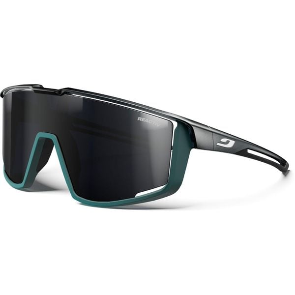 Okulary fotochromowe JULBO FURY czarny Cat 0-3 Reactiv. Czarne okulary przeciwsłoneczne JULBO, bez wzorów, sportowe. Za 799.00 zł.