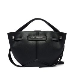 Torebka KARL LAGERFELD. Czarne torebki klasyczne KARL LAGERFELD, bez wzorów, bez dodatków. Za 649.99 zł.