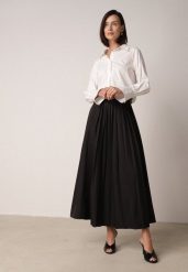 Czarna Wiskozowa Spódnica o Rozkloszowanym Kroju z Paskiem z Klamrą Lawedisa. Czarne spódnice Born2be, do pracy, l, bez wzorów, z bawełny, biznesowe, maxi, rozkloszowane. Za 139.99 zł.