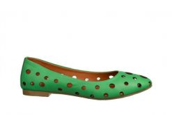 Baleriny Bayla-161 037 135 08 Grass 161689, Zielony, Skóra naturalna - 36. Zielone baleriny Bayla, bez wzorów, z materiału, bez obcasa, na płaskiej podeszwie. W wyprzedaży za 179.10 zł.
