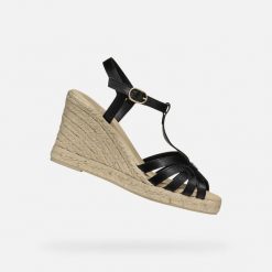 Sandały GEOX D GELSA Czarny. Czarne sandały Geox, bez wzorów, ze skóry, bez obcasa, bez zapięcia. Za 434.99 zł.