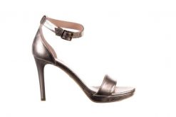 Sandały Bayla-056 9177-1484 Złoty, Skóra naturalna - 40. Żółte sandały Bayla, bez wzorów, ze skóry, biznesowe, bez obcasa, na szpilce, bez zapięcia. W wyprzedaży za 134.10 zł.