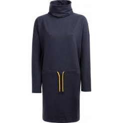 Sukienka damska SUDD601 - denim melanż - Outhorn. Sukienki Outhorn, bez wzorów, z denimu, bez kołnierzyka, bez ramiączek. W wyprzedaży za 34.99 zł.