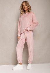 Jasnoróżowy Welurowy Komplet Dresowy z Bluzą i Spodniami Joggerami Mafira. Czerwone bluzy Renee, l, bez wzorów, z dresówki, bez kaptura. W wyprzedaży za 55.99 zł.