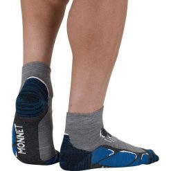 Skarpetki Monnet Extra Light. Niebieskie skarpety MONNET, bez wzorów. Za 134.50 zł.