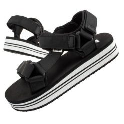 Sandały Lee Cooper LCW-24-05-2753L czarne. Czarne sandały bez wzorów, z materiału, bez obcasa, bez zapięcia. Za 218.61 zł.