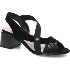Czarne Sandały Lamanti Wygodne Buty Na Lato. Czarne sandały Lamanti, bez wzorów, ze skóry, klasyczne, bez obcasa, na obcasie, bez zapięcia. Za 219.00 zł.