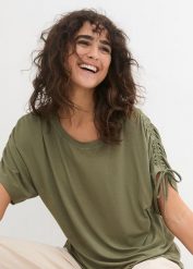 T-shirt z lejącej wiskozy. Zielone t-shirty bonprix, bez wzorów, z wiskozy, bez kołnierzyka, bez ramiączek. Za 69.99 zł.