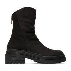 Botki G-Star. Czarne botki G-Star, bez wzorów, bez obcasa, na płaskiej podeszwie, bez zapięcia. Za 449.99 zł.