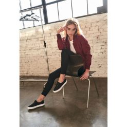 Parka damska Urban Classic bomber light. Czerwone parki Urban Classics, l, z poliesteru, klasyczne, bez kaptura. Za 161.35 zł.