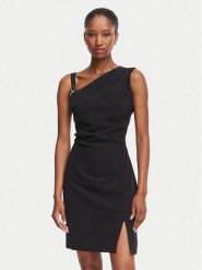 Guess Sukienka koktajlowa W6YK28 W2938 Czarny Regular Fit. Czarne sukienki Guess, xs, z aplikacjami, z syntetyku, wizytowe, bez kołnierzyka, bez ramiączek. Za 474.99 zł.