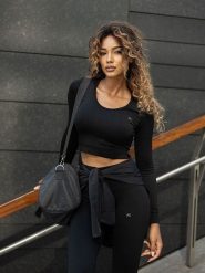 Athleas Koszulka sportowa "Ania" w kolorze czarnym rozmiar: M/L. Czarne koszulki sportowe Athleas, bez wzorów, z materiału, bez ramiączek, outdoorowe. Za 130.99 zł.