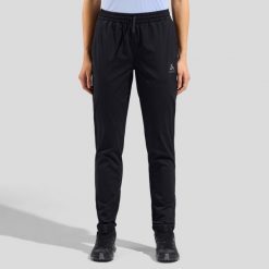 Spodnie damskie ODLO Essential Pants Regular Length. Czarne spodnie sportowe Odlo, xs, bez wzorów, trekkingowe. Za 327.43 zł.