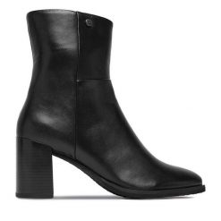 Botki Beverly Hills Polo Club. Czarne botki Beverly Hills Polo Club, bez wzorów, bez obcasa, na słupku, bez zapięcia. Za 459.99 zł.