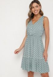 Jasnozielona Sukienka z Wiskozą i Bawełną w Kropki Lilivena. Zielone sukienki Born2be, na co dzień, m, bez wzorów, z bawełny, eleganckie, bez kołnierzyka, bez ramiączek, mini. Za 39.99 zł.