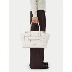 Torebka Nine West. Białe torebki klasyczne Nine West, bez wzorów, bez dodatków. Za 249.99 zł.