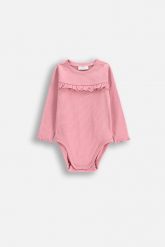 Body prążkowane z długim rękawem. Body COCCODRILLO, bez wzorów, prążkowane. W wyprzedaży za 29.90 zł.