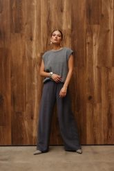 WEŁNIANA KAMIZELKA LAURA SZARA L - Flawless. Szare swetry Flawless, l, bez wzorów, z wełny, bez ramiączek. Za 649.00 zł.