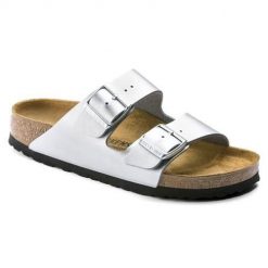 Klapki damskie Birkenstock Arizona BF. Szare klapki Birkenstock, bez wzorów, z materiału, bez obcasa. Za 339.00 zł.