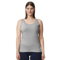 Podkoszulek Damski/płaski Softstyle Plain Tank Top. Szare koszulki sportowe GILDAN, bez wzorów, bez ramiączek. Za 38.99 zł.