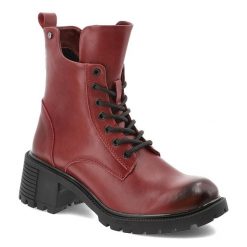 Czerwone Botki Filippo Skórzane Obuwie Damskie. Czerwone botki Filippo, bez wzorów, z jeansu, bez obcasa, na obcasie, bez zapięcia. Za 220.99 zł.