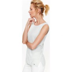 BLUZKA BEZ RĘKAWÓW Z DZIANINY SWETROWEJ. Swetry marki TOP SECRET. W wyprzedaży za 39.99 zł.