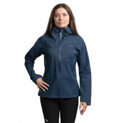 Kurtka przeciwdeszczowa damska Rab Women's Downpour Light Jacket z kapturem. Niebieskie kurtki sportowe RAB, s, bez wzorów, z kapturem, trekkingowe. Za 539.99 zł.
