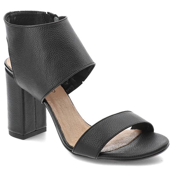 Czarne Sandały Armodo Eleganckie Skórzane Buty. Czarne sandały Armodo, bez wzorów, ze skóry ekologicznej, eleganckie, bez obcasa, na obcasie, bez zapięcia. Za 259.00 zł.