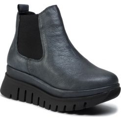 Botki FLY LONDON - Basifly P501059001 Anthracite. Szare botki Fly London, bez wzorów, z materiału, bez obcasa, bez zapięcia. Za 609.00 zł.