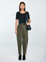 BIG STAR Koszulka w kolorze czarnym rozmiar: XL. Czarne bluzki Big Star, xl, bez wzorów, retro, bez kołnierzyka, bez ramiączek. Za 72.99 zł.