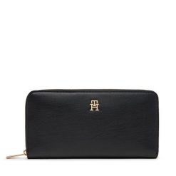 Duży Portfel Damski Tommy Hilfiger. Czarne portfele TOMMY HILFIGER, bez wzorów. Za 299.99 zł.