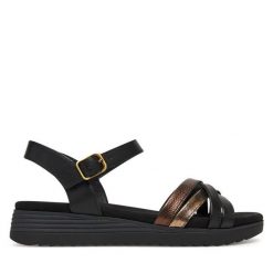 Sandały Lasocki. Czarne sandały Lasocki, bez wzorów, bez obcasa, na koturnie, bez zapięcia. Za 159.99 zł.