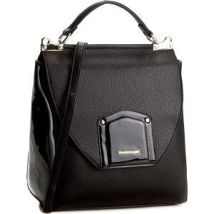 Torebka MONNARI - BAGA530-M20 Black With Black Lacquer. Czarne torebki klasyczne Monnari, bez wzorów, ze skóry ekologicznej, bez dodatków. W wyprzedaży za 119.00 zł.