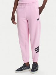 Adidas Spodnie dresowe Future Icons 3-Stripes JE0158 Różowy Regular Fit. Czerwone spodnie dresowe Adidas, s, bez wzorów, z bawełny. Za 279.99 zł.