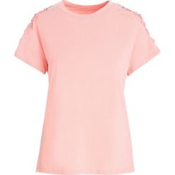 Różowa Bluzka Lightning Attack. Czerwone bluzki Born2be, xl, bez wzorów, z dzianiny, bez kołnierzyka, bez ramiączek. Za 24.99 zł.