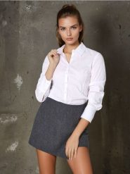Koszula slim fit z popeliny - biały. Białe koszule Sinsay, l, bez wzorów, klasyczne, bez kołnierzyka, bez ramiączek. W wyprzedaży za 19.99 zł.