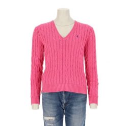 Second life - Damski różowy sweter z dekoltem w serek - Jak nowy. Czerwone golfy RALPH LAUREN, bez wzorów, bez ramiączek. Za 255.56 zł.