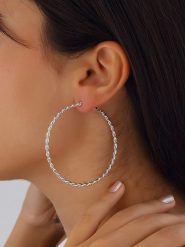 Luja Bijoux Kolczyki-kreole rozmiar: onesize. Szare kolczyki Luja Bijoux, srebrne. Za 70.41 zł.