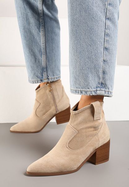 Ciemnobeżowe Botki Vices Kowbojki na Słupku Vertiona. Brązowe botki Born2be, na zimę, bez wzorów, z jeansu, bez obcasa, na obcasie, bez zapięcia. Za 149.99 zł.