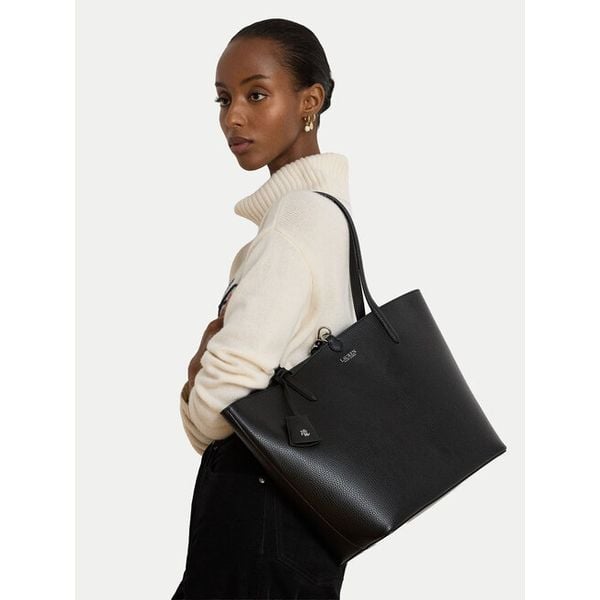 Torebka LAUREN RALPH LAUREN. Czarne shopper Lauren Ralph Lauren, bez wzorów, bez dodatków. Za 989.99 zł.