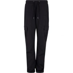 Nylonowe Spodnie Cargo Dla Kobiet. Czarne spodnie dresowe Urban Classics, m, bez wzorów, z nylonu. Za 179.99 zł.