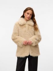 Vero Moda Kurtka "VMGLORIA" w kolorze beżowym ze sztucznego futerka rozmiar: XL. Brązowe kurtki Vero Moda, xl, bez wzorów, bez kaptura. Za 217.99 zł.